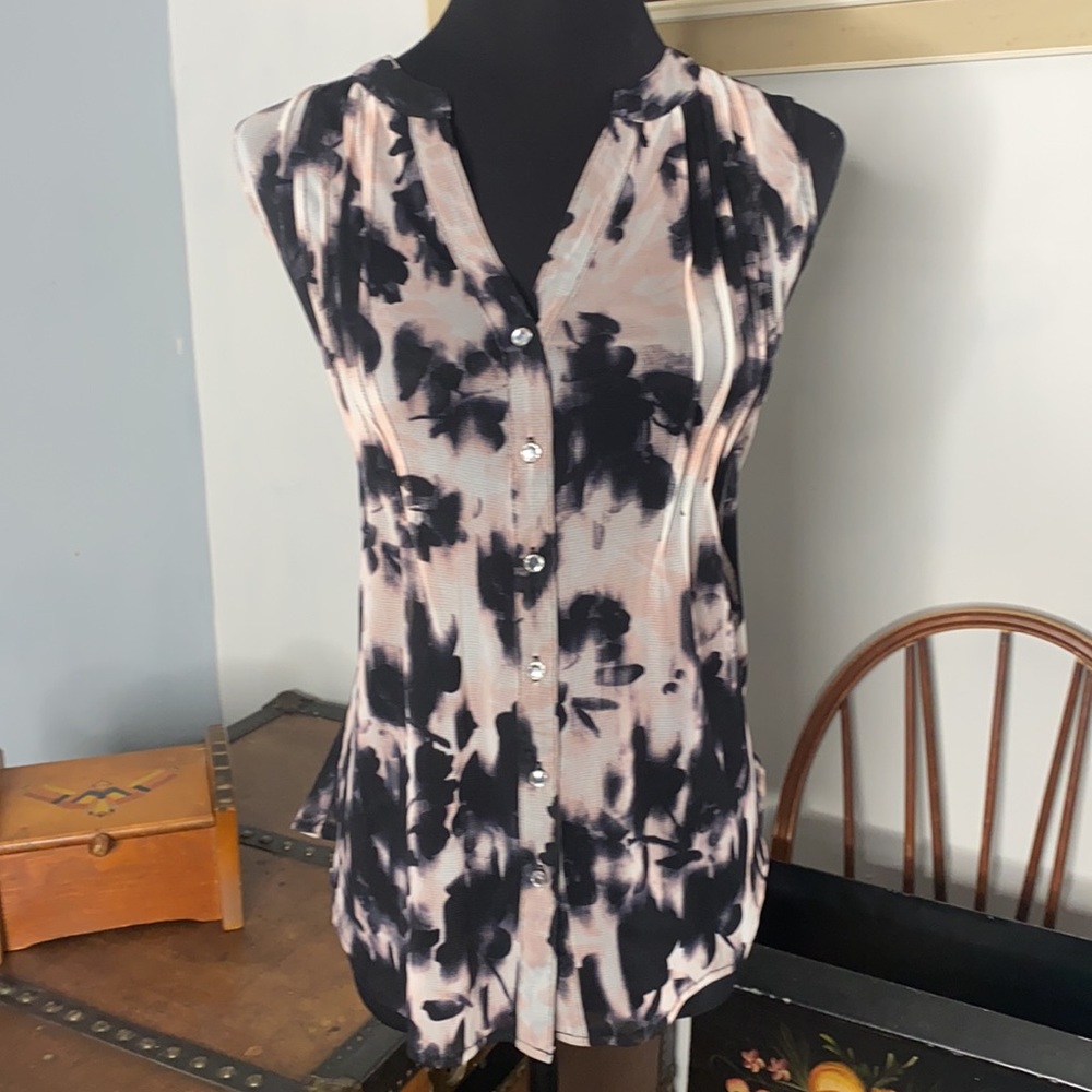 - INC Black Tan Tye Dye Button Down Sleeveless Blouse